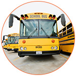Bus scolaire jaune de face